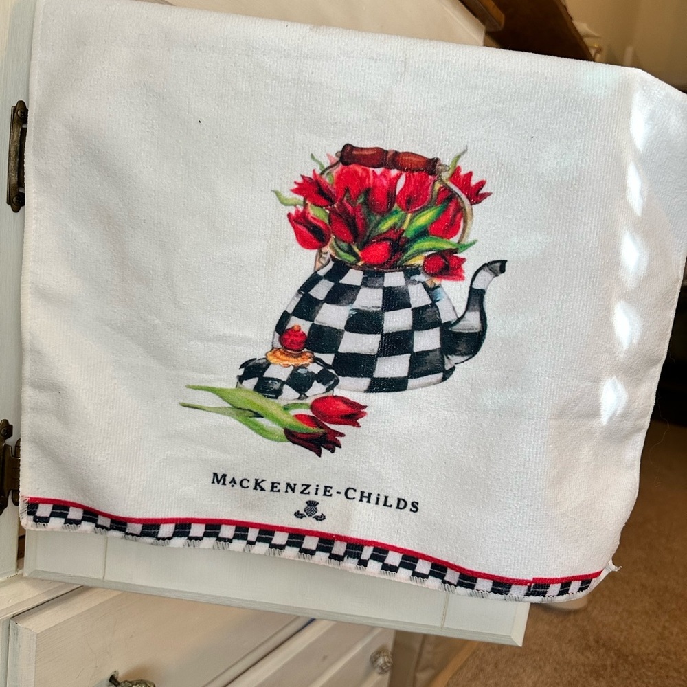 MacKenzie-Childs Floral Checkered Teapot Towel